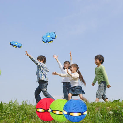 フライボール™ - 子供もペットも夢中になる！変形フライングボール